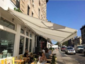 Retractable awning for restaurant in NYC
